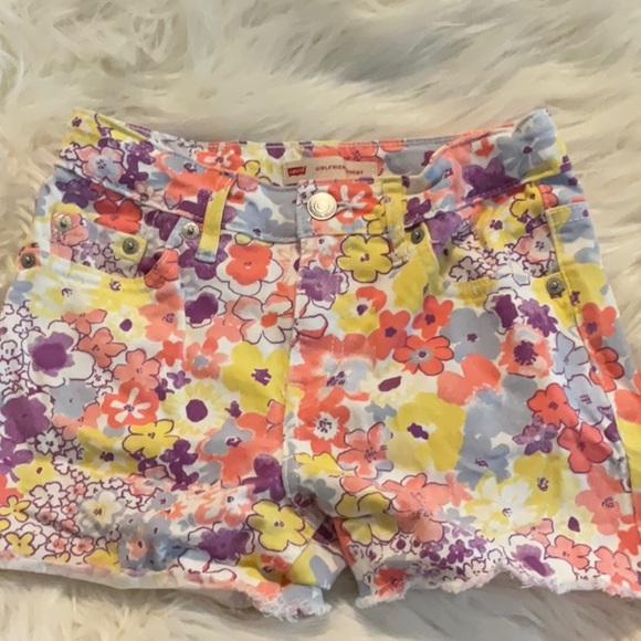 Levi's Purple and Yellow Jean Shorts Vibrant Summer Style - Picture 1 of 7